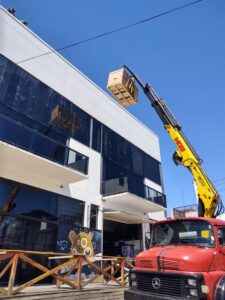 EXPERIÊNCIA EM GRANDES OBRAS